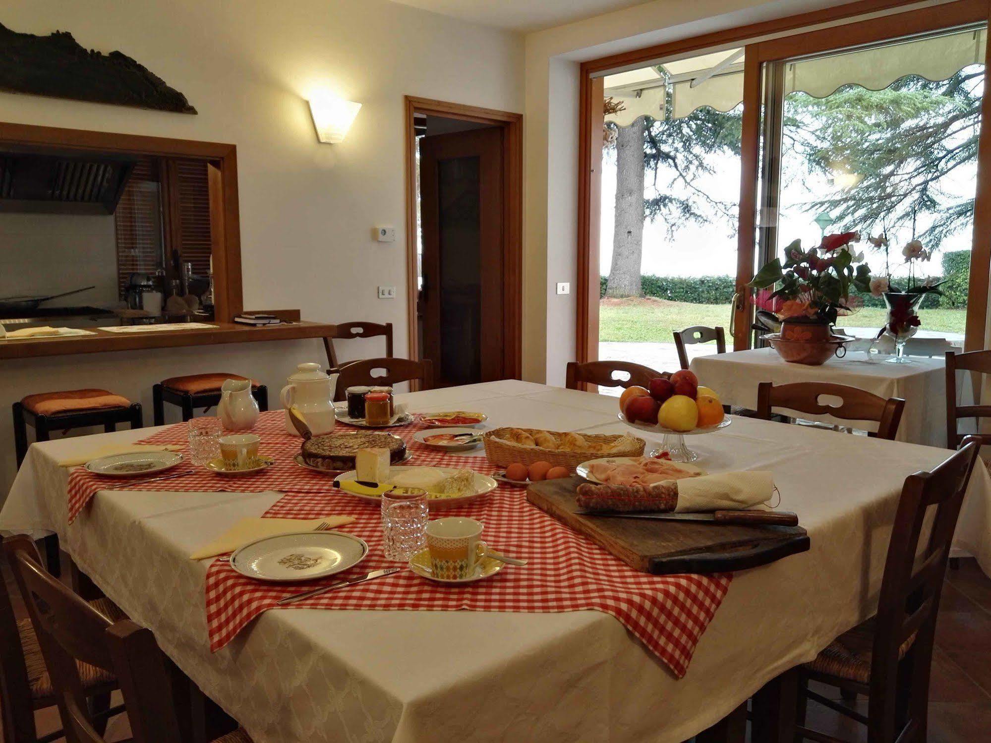 B&B Luna Di Langa Alba (Piedmont) Exterior foto